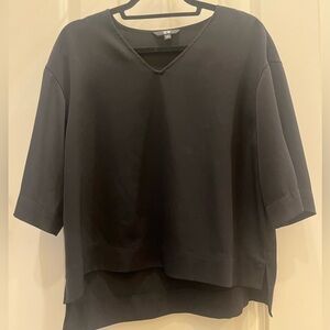 UNIQLO black blouse